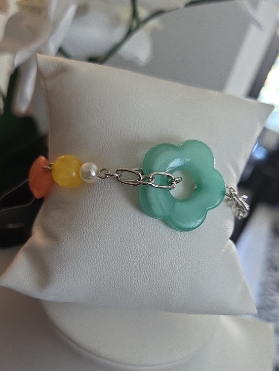 paparazzi Jewelry - Paparazzi Daisy Afternoon Multi Bracelet NWT